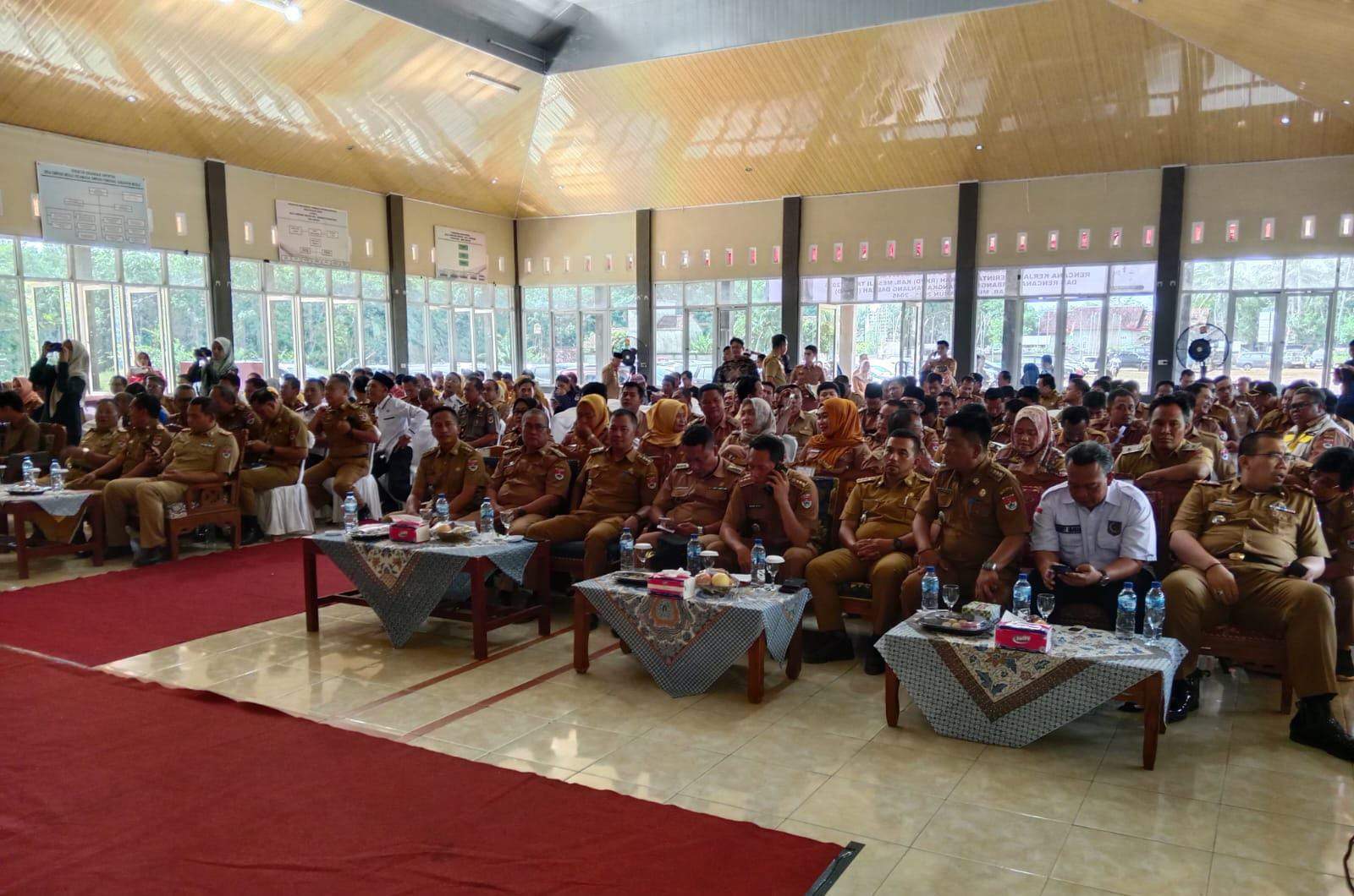 Pj Bupati Mesuji Sulpakar Membuka Kegiatan Musyawarah RKPD 2025