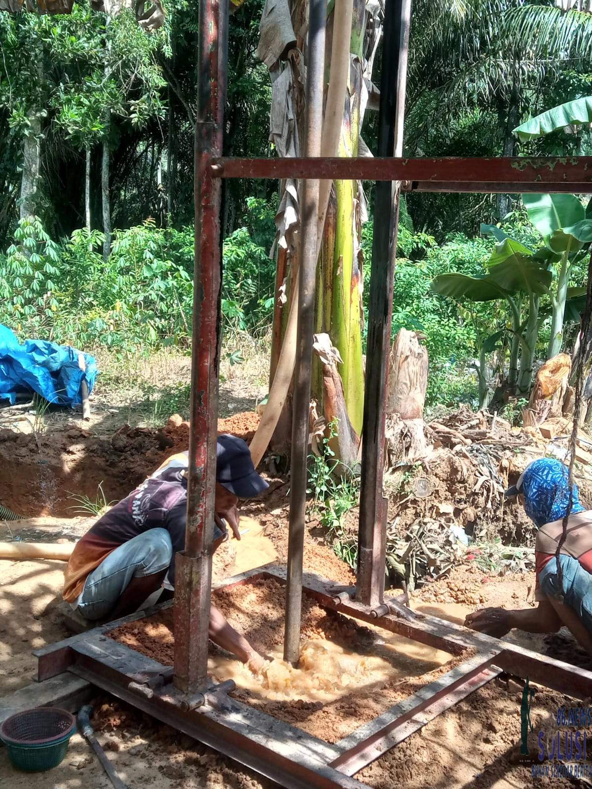 Penuhi Janji Kampanye, Kalung Bangun Sumur Bor Untuk Warga