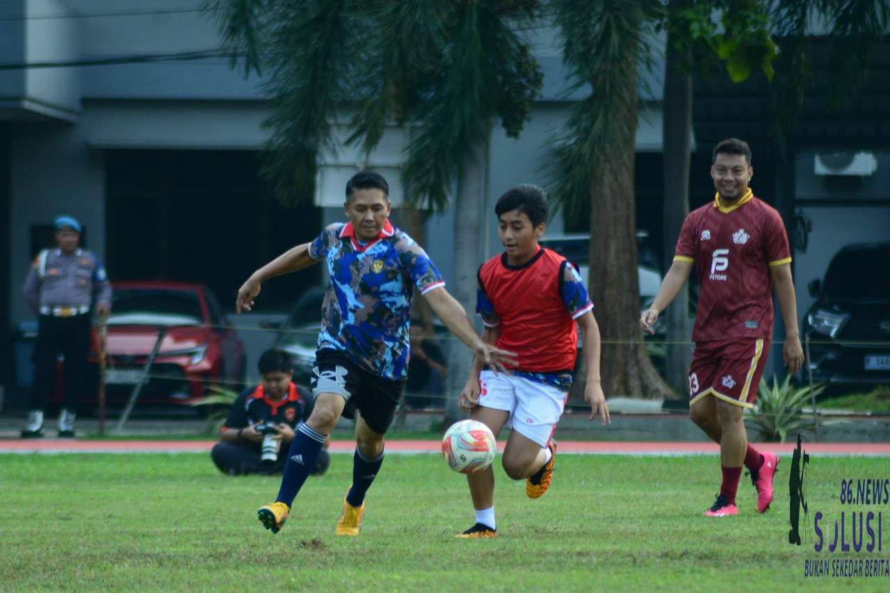 Meriahkan HUT Koops Udara, Koops Udara I Gelar Pertandingan Mini Soccer Bersama TNI-Polri dan Selebriti FC