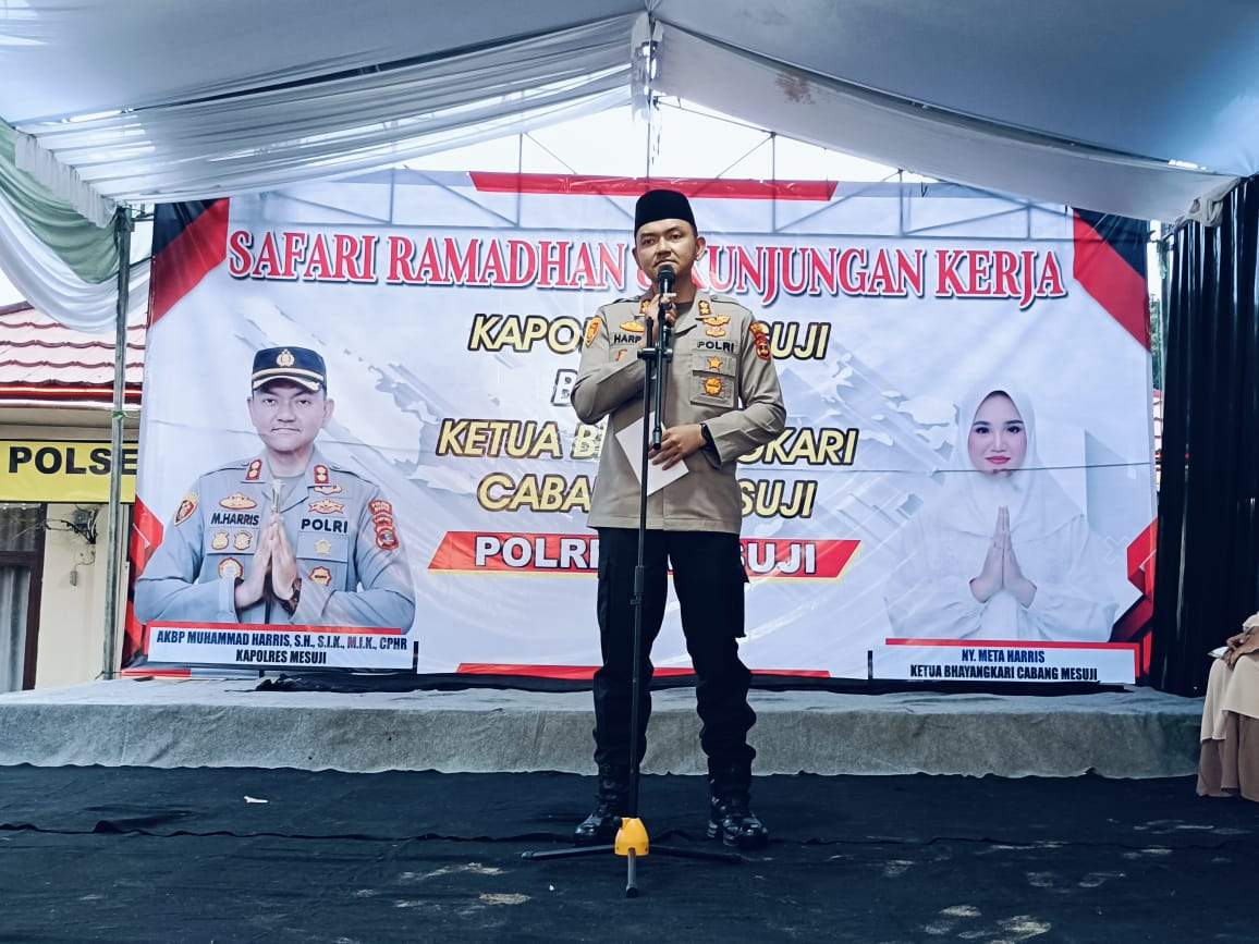 Polres Mesuji Bersama Ketua Bhayangkari Melaksanakan Safari Ramadhan